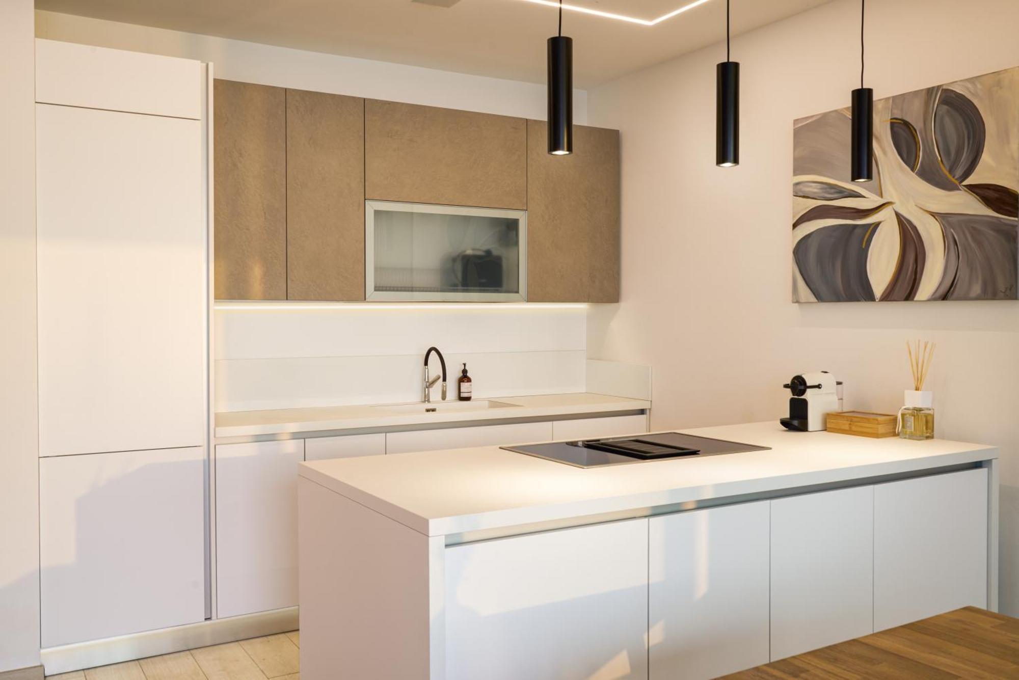 Salvatorehomes - Luxurious Dreamview Waterfront Apartment In Torri Del Benaco With Pool - Casa Azura - A 5 Star Luxury Collection At Lake Garda Экстерьер фото